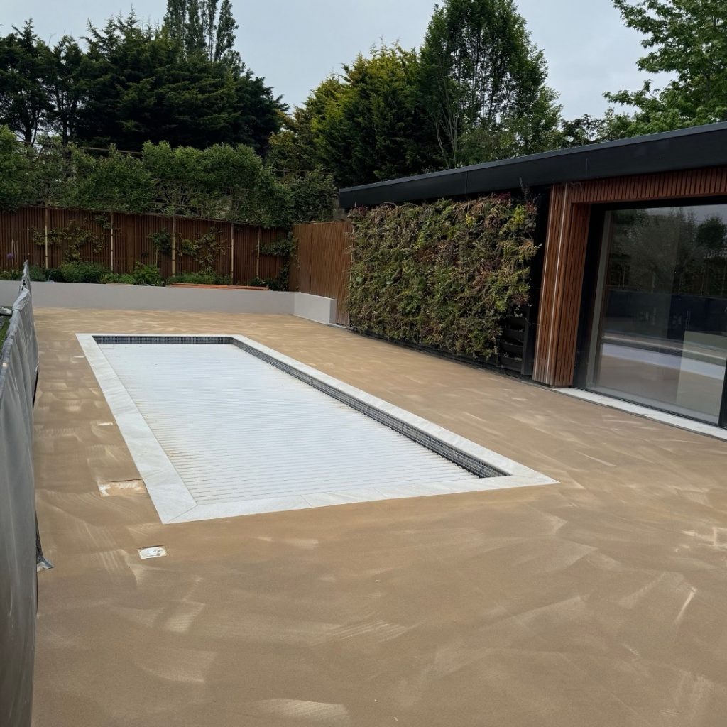 microcement-pool-area-installation-forcrete-micro-quartz-london-base-coat