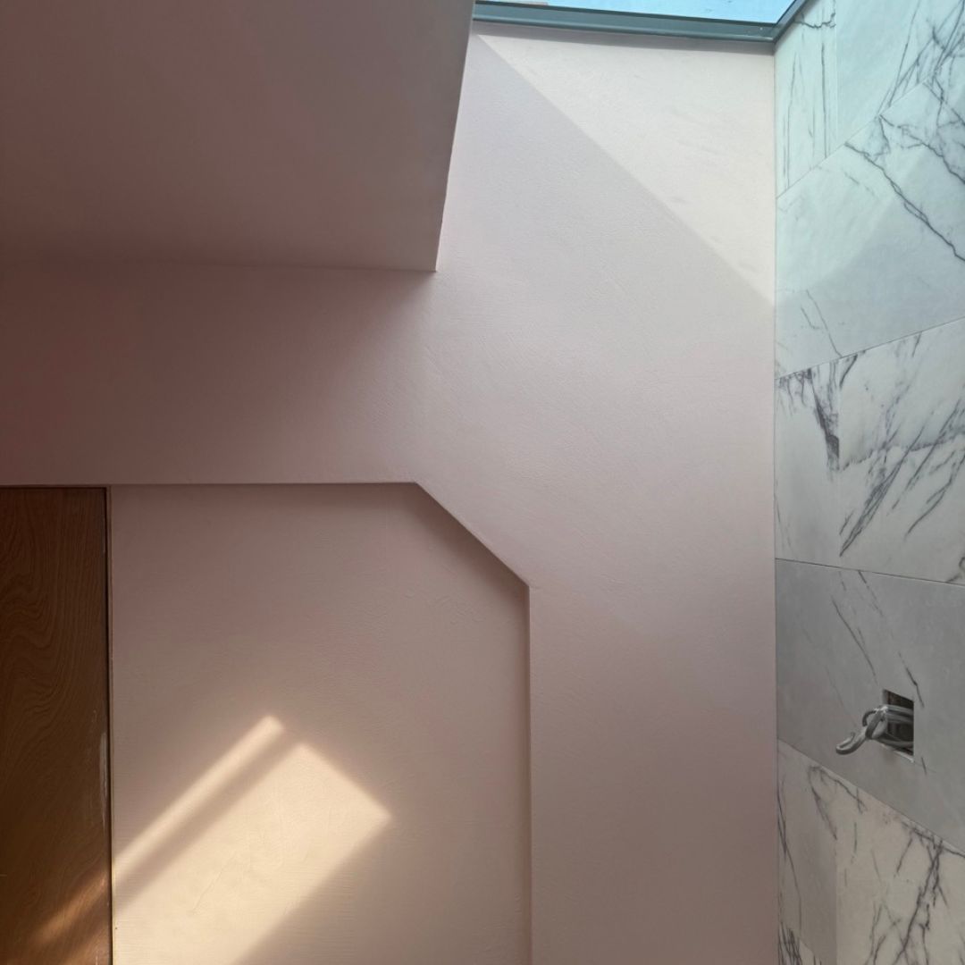 tadelakt-pink-light-north-london